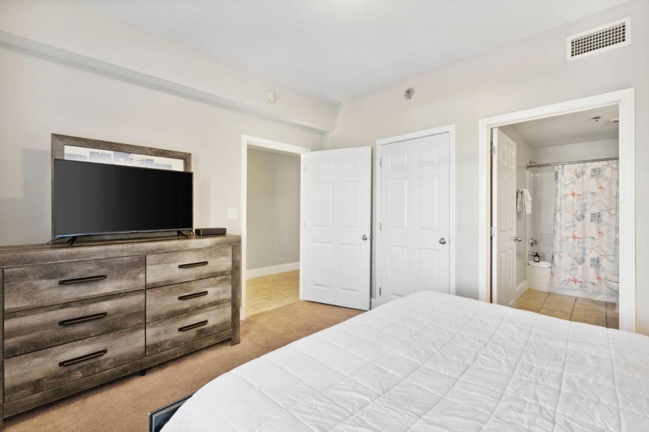 Ocean View 10Th Floor Condo At The Laketown Wharf 1004 Панама Сити Бийч Екстериор снимка
