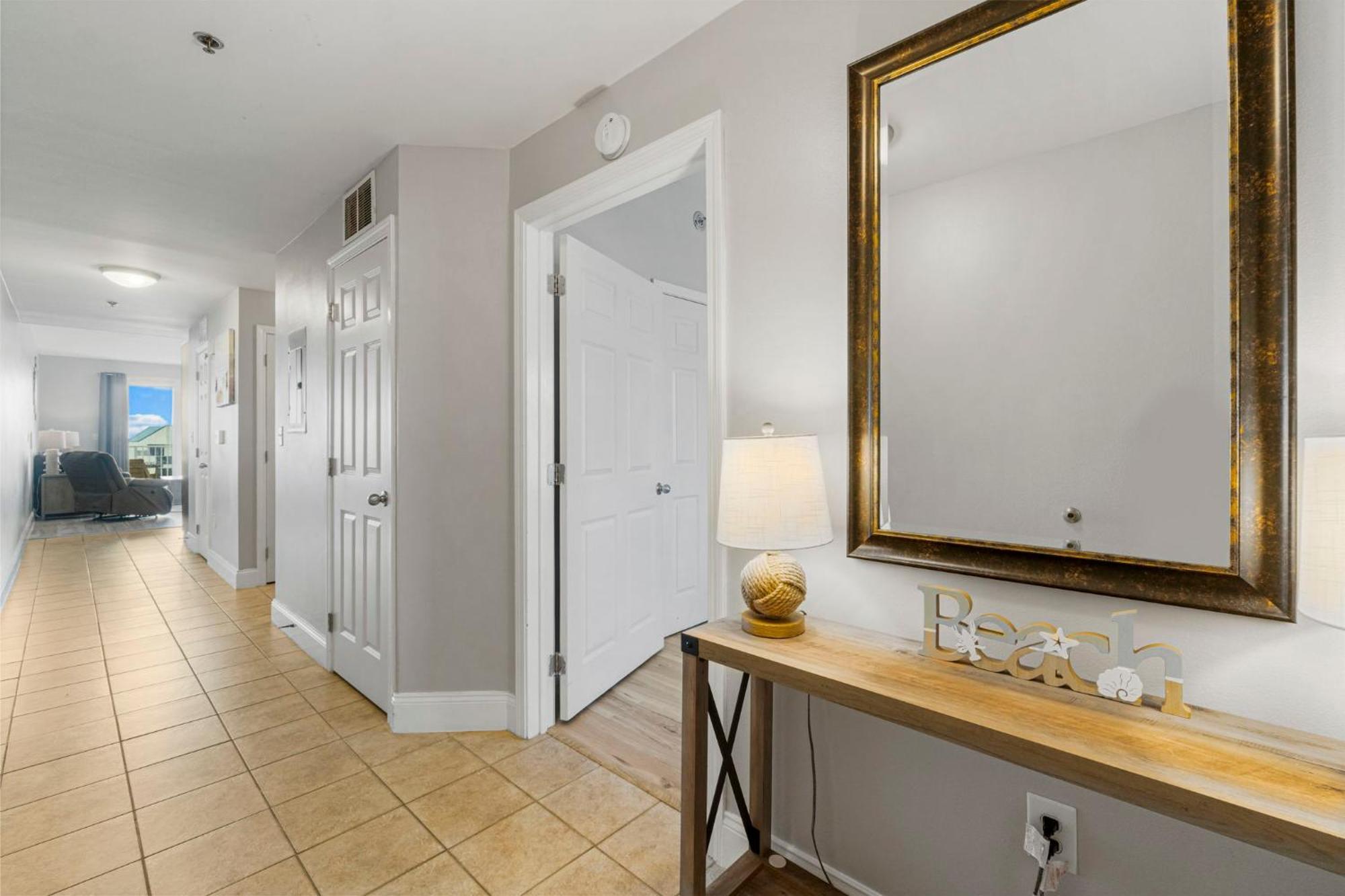 Ocean View 10Th Floor Condo At The Laketown Wharf 1004 Панама Сити Бийч Екстериор снимка